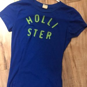 Hollister Tee